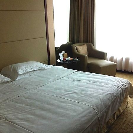 Qianjin Hotel - 长春 外观 照片